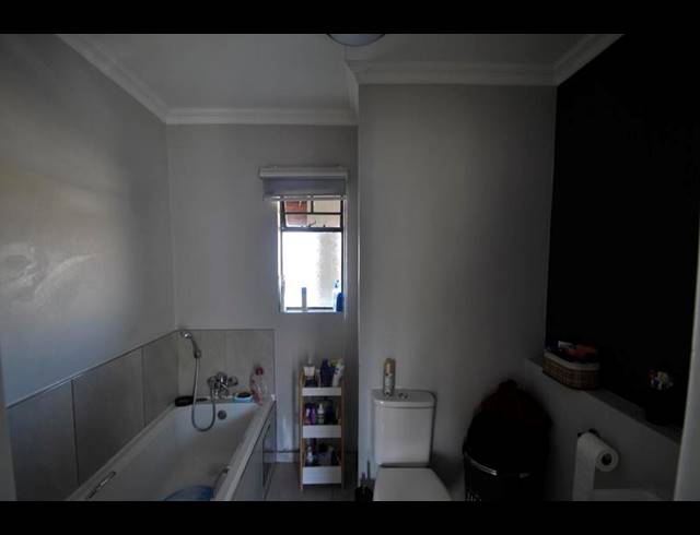 2 BEDROOM APARTMENT FOR SALE IN FLEURHOF